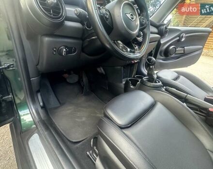 Зеленый Мини Купер, объемом двигателя 1.5 л и пробегом 166 тыс. км за 12500 $, фото 37 на Automoto.ua