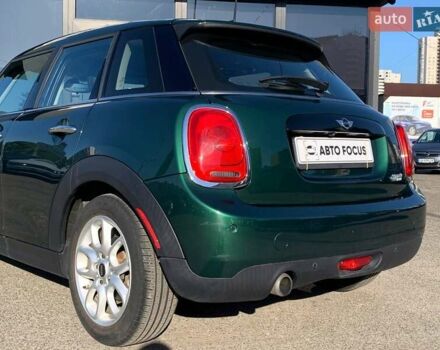 Зеленый Мини Купер, объемом двигателя 1.5 л и пробегом 85 тыс. км за 15490 $, фото 5 на Automoto.ua