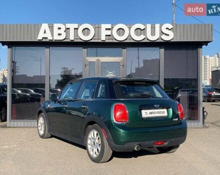Зеленый Мини Купер, объемом двигателя 1.5 л и пробегом 85 тыс. км за 15490 $, фото 4 на Automoto.ua