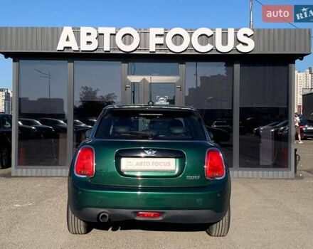 Зеленый Мини Купер, объемом двигателя 1.5 л и пробегом 85 тыс. км за 15490 $, фото 6 на Automoto.ua