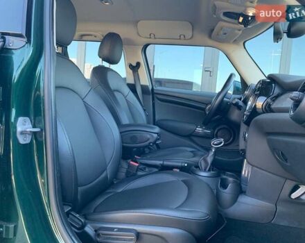 Зеленый Мини Купер, объемом двигателя 1.5 л и пробегом 85 тыс. км за 15490 $, фото 11 на Automoto.ua