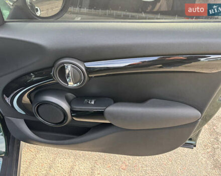 Зелений Міні Cooper, об'ємом двигуна 1.5 л та пробігом 25 тис. км за 20500 $, фото 17 на Automoto.ua