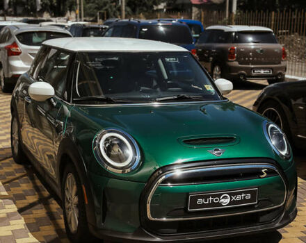 Зеленый Мини Купер, объемом двигателя 0 л и пробегом 86 тыс. км за 15000 $, фото 1 на Automoto.ua