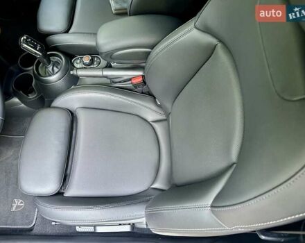 Зелений Міні Cooper, об'ємом двигуна 2 л та пробігом 20 тис. км за 28500 $, фото 11 на Automoto.ua