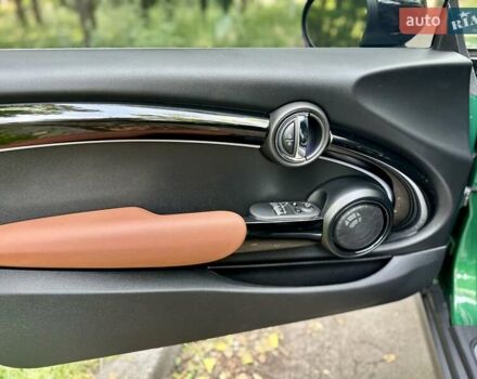 Зелений Міні Cooper, об'ємом двигуна 2 л та пробігом 20 тис. км за 28500 $, фото 17 на Automoto.ua