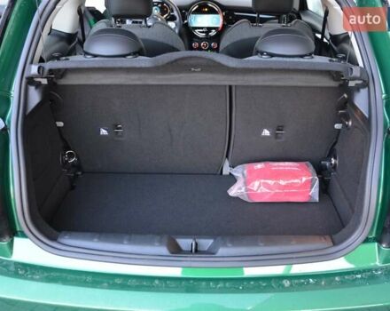 Зелений Міні Cooper, об'ємом двигуна 0 л та пробігом 5 тис. км за 20944 $, фото 8 на Automoto.ua