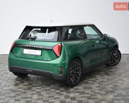 Зеленый Мини Купер, объемом двигателя 0 л и пробегом 4 тыс. км за 32503 $, фото 2 на Automoto.ua