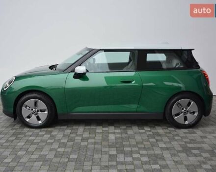 Зеленый Мини Купер, объемом двигателя 0 л и пробегом 2 тыс. км за 33431 $, фото 1 на Automoto.ua