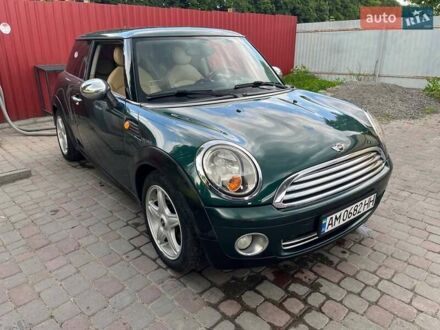 Мини Купер 2007 в Хмельницком на Automoto.ua Зеленый Мини Купер, объемом двигателя 1.6 л и пробегом 229 тыс. км за 4500 $, фото 1 на Automoto.ua