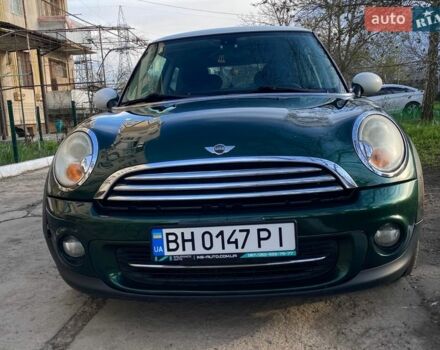 Зеленый Мини Купер, объемом двигателя 1.6 л и пробегом 170 тыс. км за 6000 $, фото 1 на Automoto.ua