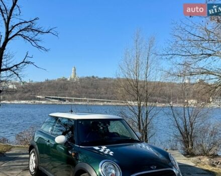 Зеленый Мини Купер, объемом двигателя 1.6 л и пробегом 132 тыс. км за 8950 $, фото 1 на Automoto.ua