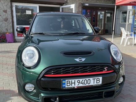 Зелений Міні Cooper, об'ємом двигуна 2 л та пробігом 100 тис. км за 13500 $, фото 1 на Automoto.ua