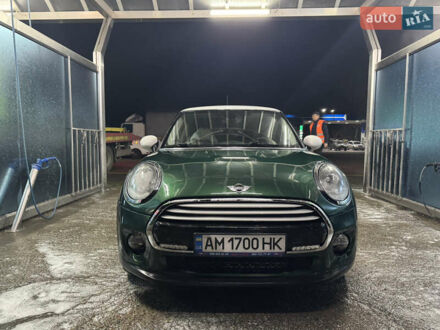 Зеленый Мини Купер, объемом двигателя 1.5 л и пробегом 100 тыс. км за 10490 $, фото 1 на Automoto.ua