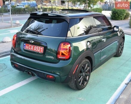 Зелений Міні Cooper, об'ємом двигуна 2 л та пробігом 126 тис. км за 13500 $, фото 1 на Automoto.ua