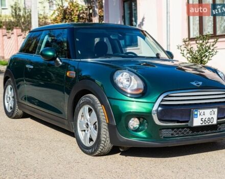 Зелений Міні Cooper, об'ємом двигуна 1.5 л та пробігом 157 тис. км за 9900 $, фото 1 на Automoto.ua