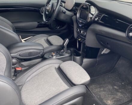 Зелений Міні Cooper, об'ємом двигуна 0 л та пробігом 0 тис. км за 18000 $, фото 1 на Automoto.ua