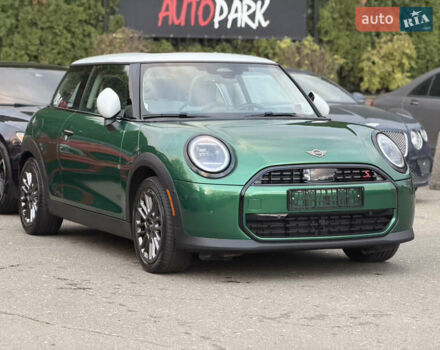 Мини Купер 2024 в Киеве на Automoto.ua Зеленый Мини Купер, объемом двигателя 2 л и пробегом 16 тыс. км за 35900 $, фото 1 на Automoto.ua
