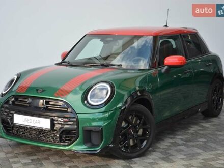 Зелений Міні Cooper, об'ємом двигуна 2 л та пробігом 2 тис. км за 46937 $, фото 1 на Automoto.ua