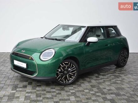 Зеленый Мини Купер, объемом двигателя 0 л и пробегом 4 тыс. км за 32503 $, фото 1 на Automoto.ua