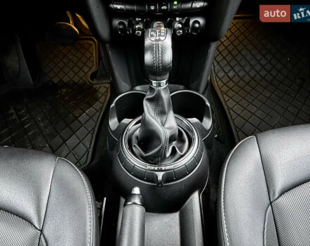 Помаранчевий Міні Cooper, об'ємом двигуна 1.5 л та пробігом 127 тис. км за 12800 $, фото 21 на Automoto.ua