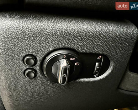 Помаранчевий Міні Cooper, об'ємом двигуна 1.5 л та пробігом 127 тис. км за 12800 $, фото 13 на Automoto.ua