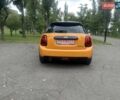 Оранжевый Мини Купер, объемом двигателя 1.5 л и пробегом 136 тыс. км за 13500 $, фото 5 на Automoto.ua