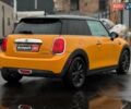 Оранжевый Мини Купер, объемом двигателя 1.5 л и пробегом 122 тыс. км за 11990 $, фото 7 на Automoto.ua