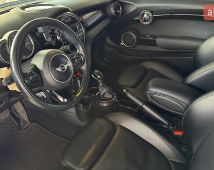 Міні Cooper 2014 у Рівному на Automoto.ua Помаранчевий Міні Cooper, об'ємом двигуна 2 л та пробігом 162 тис. км за 12000 $, фото 5 на Automoto.ua