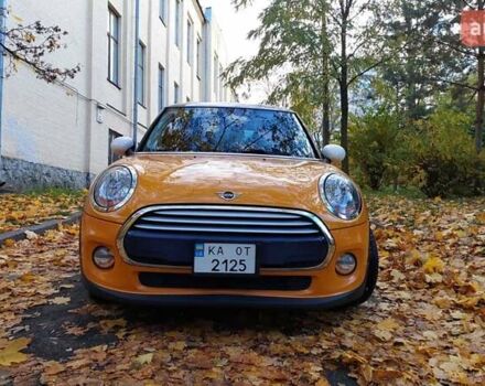 Оранжевый Мини Купер, объемом двигателя 1.5 л и пробегом 126 тыс. км за 11800 $, фото 6 на Automoto.ua