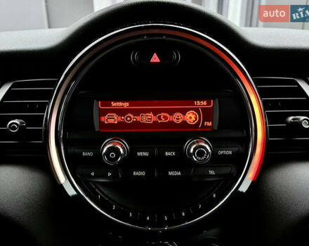 Помаранчевий Міні Cooper, об'ємом двигуна 1.5 л та пробігом 127 тис. км за 12800 $, фото 22 на Automoto.ua