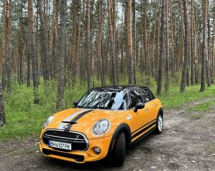 Помаранчевий Міні Cooper, об'ємом двигуна 2 л та пробігом 98 тис. км за 15500 $, фото 1 на Automoto.ua