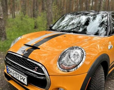 Помаранчевий Міні Cooper, об'ємом двигуна 2 л та пробігом 98 тис. км за 15500 $, фото 8 на Automoto.ua