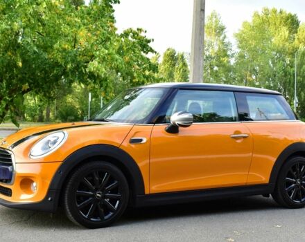 Помаранчевий Міні Cooper, об'ємом двигуна 1.5 л та пробігом 109 тис. км за 12302 $, фото 7 на Automoto.ua