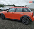 Оранжевый Мини Купер, объемом двигателя 1.5 л и пробегом 98 тыс. км за 13500 $, фото 1 на Automoto.ua
