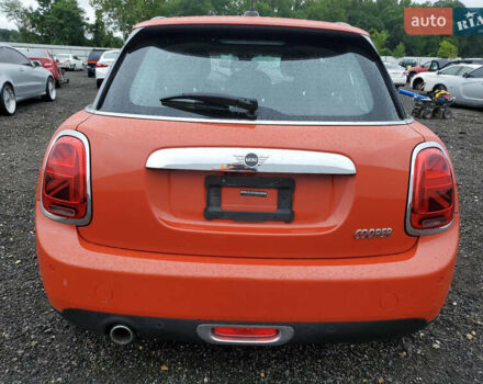 Оранжевый Мини Купер, объемом двигателя 1.5 л и пробегом 98 тыс. км за 13500 $, фото 4 на Automoto.ua