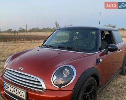 Оранжевый Мини Купер, объемом двигателя 1.6 л и пробегом 231 тыс. км за 6900 $, фото 1 на Automoto.ua