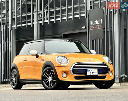 Помаранчевий Міні Cooper, об'ємом двигуна 1.5 л та пробігом 127 тис. км за 12800 $, фото 1 на Automoto.ua