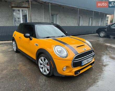 Помаранчевий Міні Cooper, об'ємом двигуна 2 л та пробігом 130 тис. км за 13900 $, фото 1 на Automoto.ua