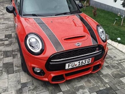Мини Купер 2019 в Черновцах на Automoto.ua Оранжевый Мини Купер, объемом двигателя 2 л и пробегом 100 тыс. км за 21000 $, фото 1 на Automoto.ua