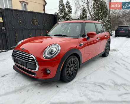 Оранжевый Мини Купер, объемом двигателя 1.5 л и пробегом 98 тыс. км за 16900 $, фото 1 на Automoto.ua