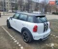 Белый Мини Кантримен, объемом двигателя 1.6 л и пробегом 145 тыс. км за 10500 $, фото 4 на Automoto.ua