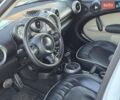 Білий Міні Кантрімен, об'ємом двигуна 1.6 л та пробігом 156 тис. км за 8999 $, фото 12 на Automoto.ua