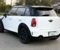 Білий Міні Кантрімен, об'ємом двигуна 1.6 л та пробігом 191 тис. км за 8932 $, фото 6 на Automoto.ua