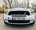 Белый Мини Кантримен, объемом двигателя 1.6 л и пробегом 280 тыс. км за 9000 $, фото 1 на Automoto.ua