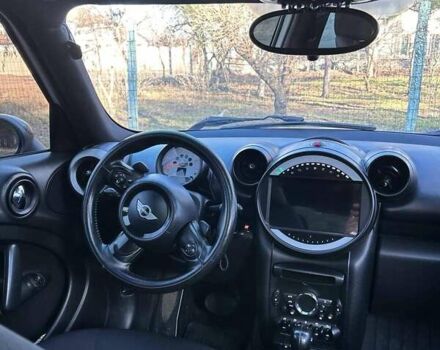 Білий Міні Кантрімен, об'ємом двигуна 2 л та пробігом 169 тис. км за 10300 $, фото 15 на Automoto.ua