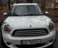 Белый Мини Кантримен, объемом двигателя 1.6 л и пробегом 180 тыс. км за 10300 $, фото 1 на Automoto.ua