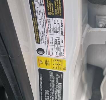 Білий Міні Кантрімен, об'ємом двигуна 1.6 л та пробігом 83 тис. км за 11400 $, фото 23 на Automoto.ua