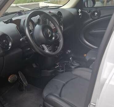 Білий Міні Кантрімен, об'ємом двигуна 1.6 л та пробігом 83 тис. км за 11400 $, фото 14 на Automoto.ua