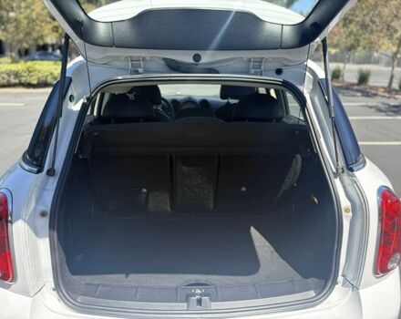 Белый Мини Кантримен, объемом двигателя 1.6 л и пробегом 81 тыс. км за 6500 $, фото 10 на Automoto.ua