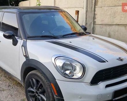 Білий Міні Кантрімен, об'ємом двигуна 1.6 л та пробігом 83 тис. км за 11400 $, фото 27 на Automoto.ua